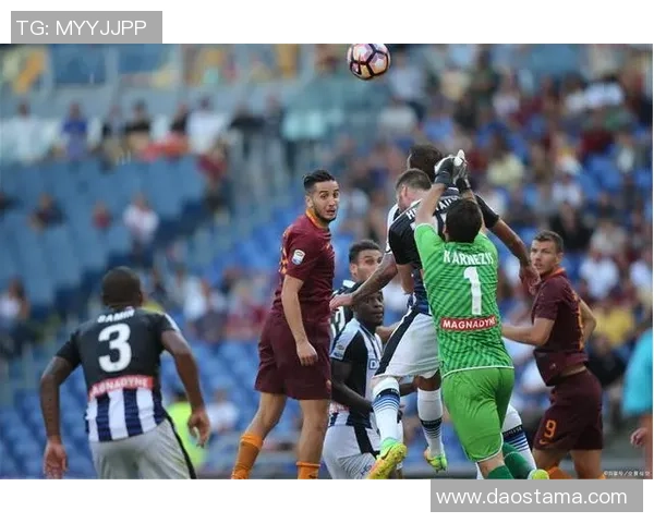 金泽塞维与东京绿茵的激烈对决展现日本足球的魅力与竞争精神